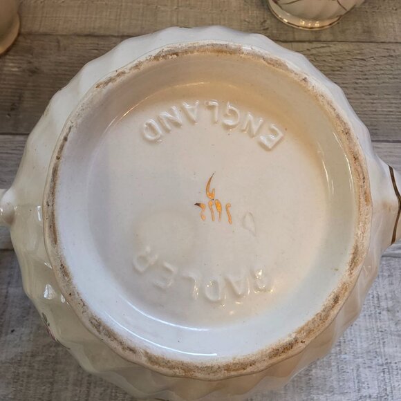 Vintage Sadler Rosebud Tea Set Gold Trim Teapot 4 Mugs - Picture 12 of 13